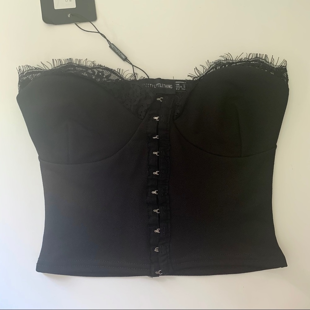 Lace trim bandeau crop